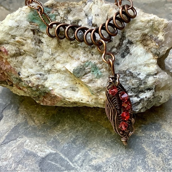 Meet your Posher, Sandy - Picture 2 of 16